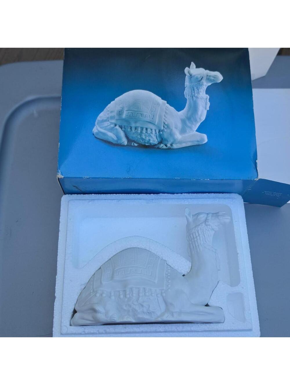 Vintage 1984 Avon Nativity Collectibles The Camel Porcelain Figurine with Box